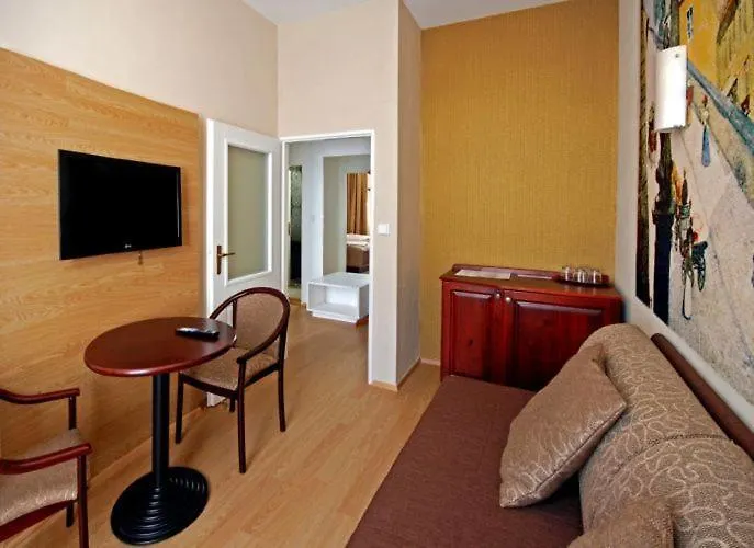 U Stare Pani - At The Old Lady Hotel Prague